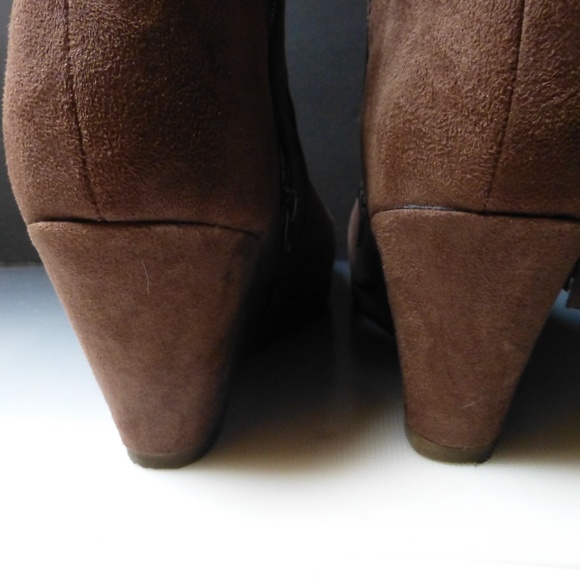Wedge Fringe Bootie Honey Suede – Jilli Boutique Brown suede wedge side zip booties fringe 9m